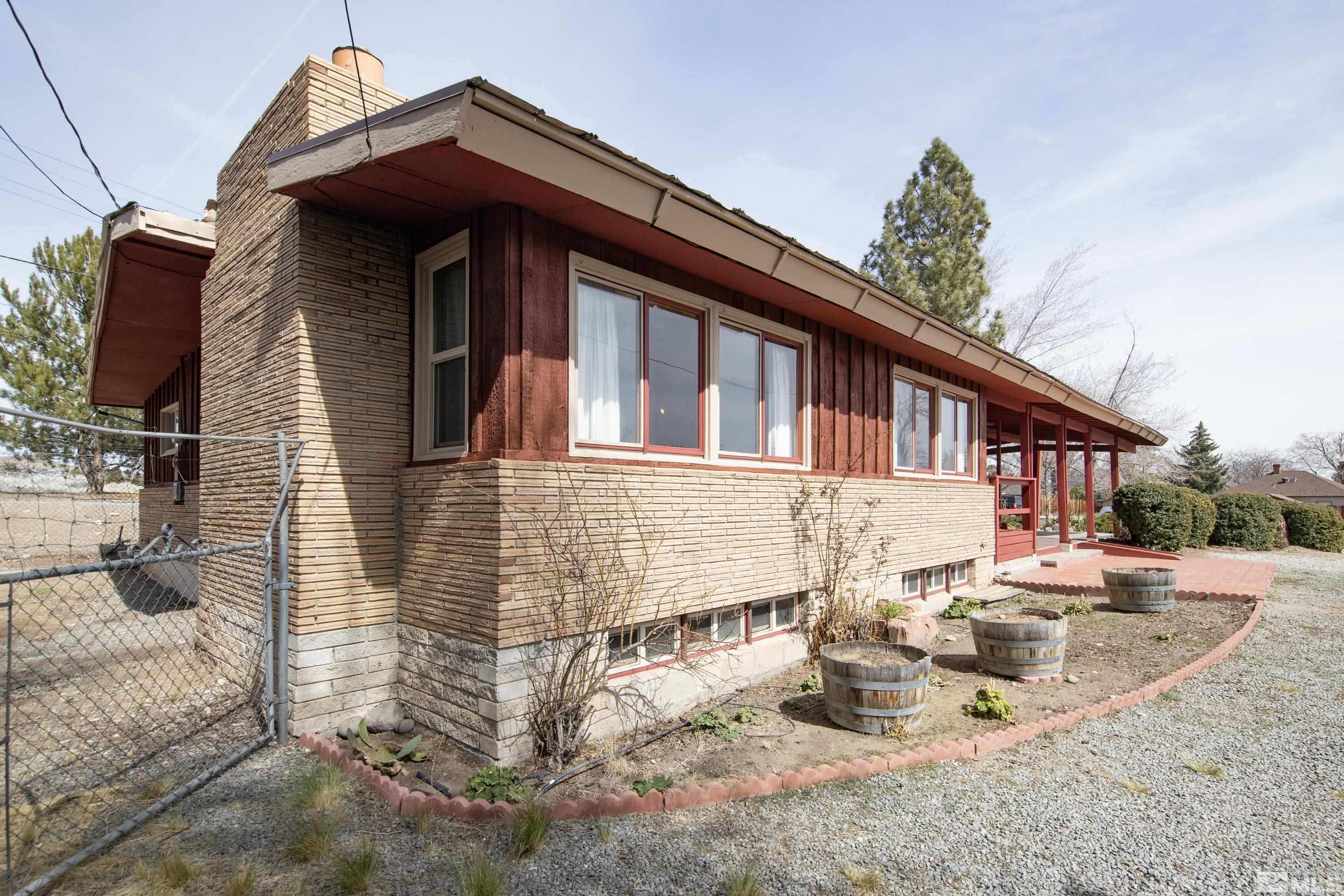1275 Washington Street Reno, NV 89503 - Photo 29 of 37 a front view of a house with entertaining space