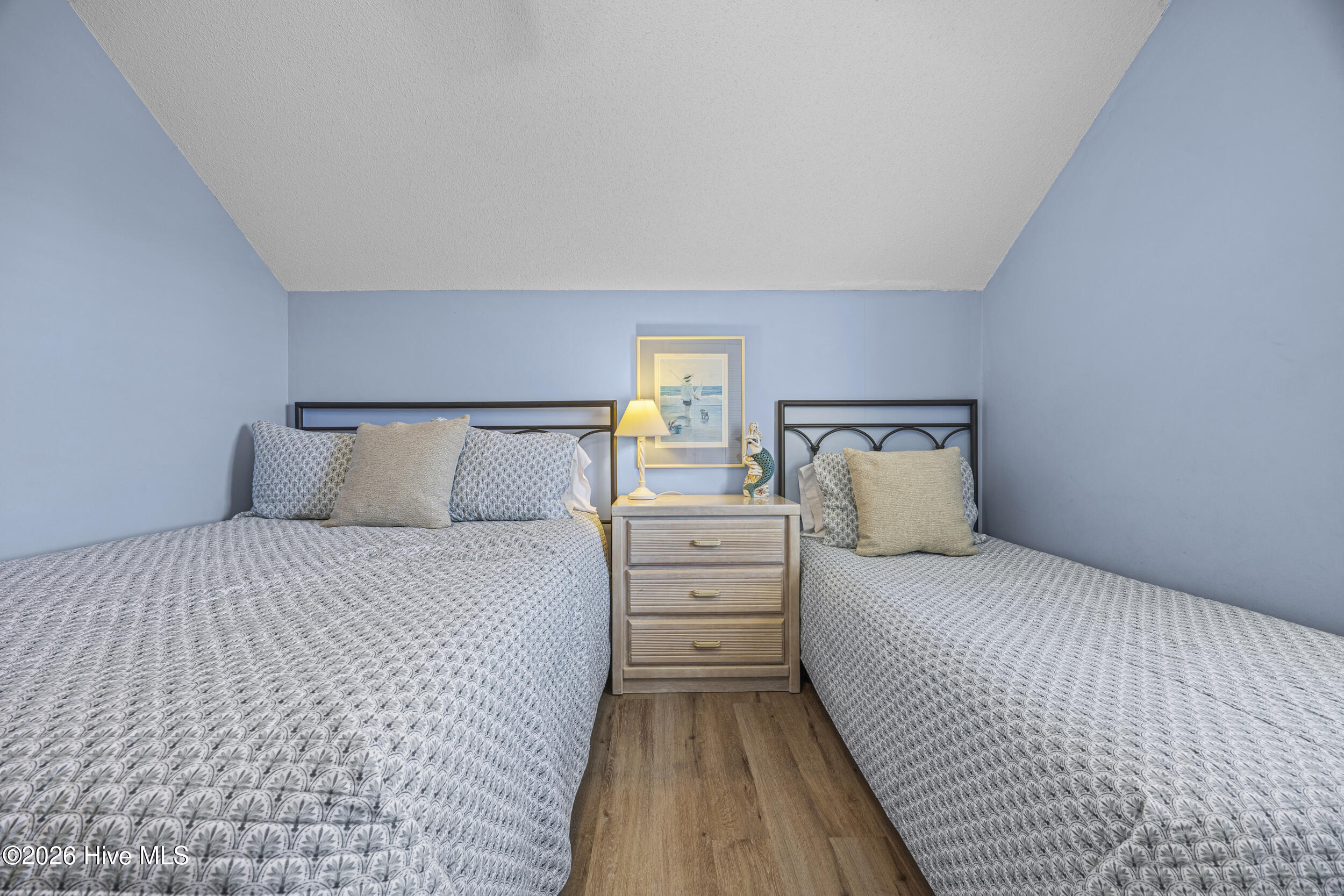 2123 Inlet Avenue, Unit B Topsail Beach, NC 28445 - Photo 25 of 58 33_bedroom