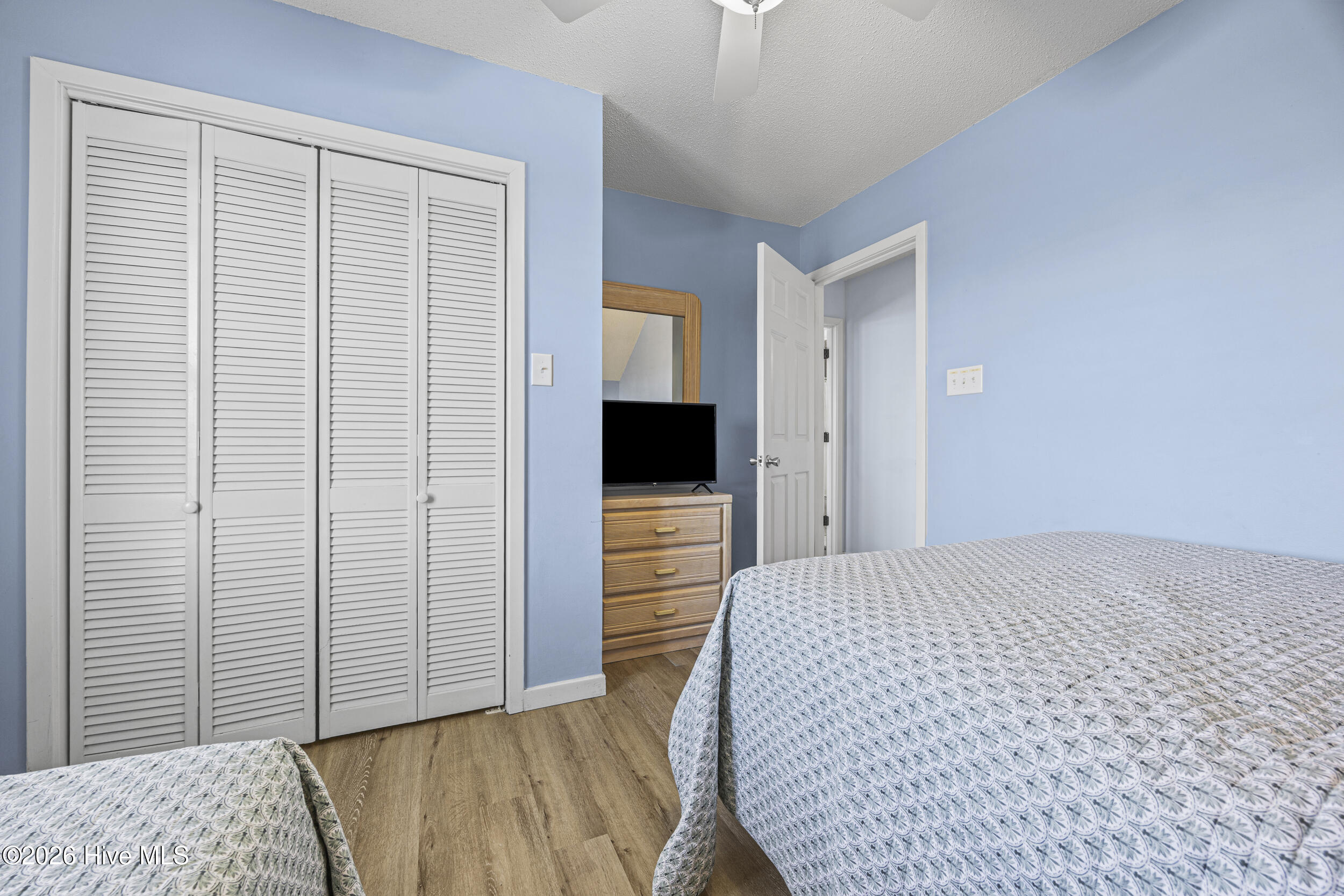 2123 Inlet Avenue, Unit B Topsail Beach, NC 28445 - Photo 26 of 58 34_bedroom