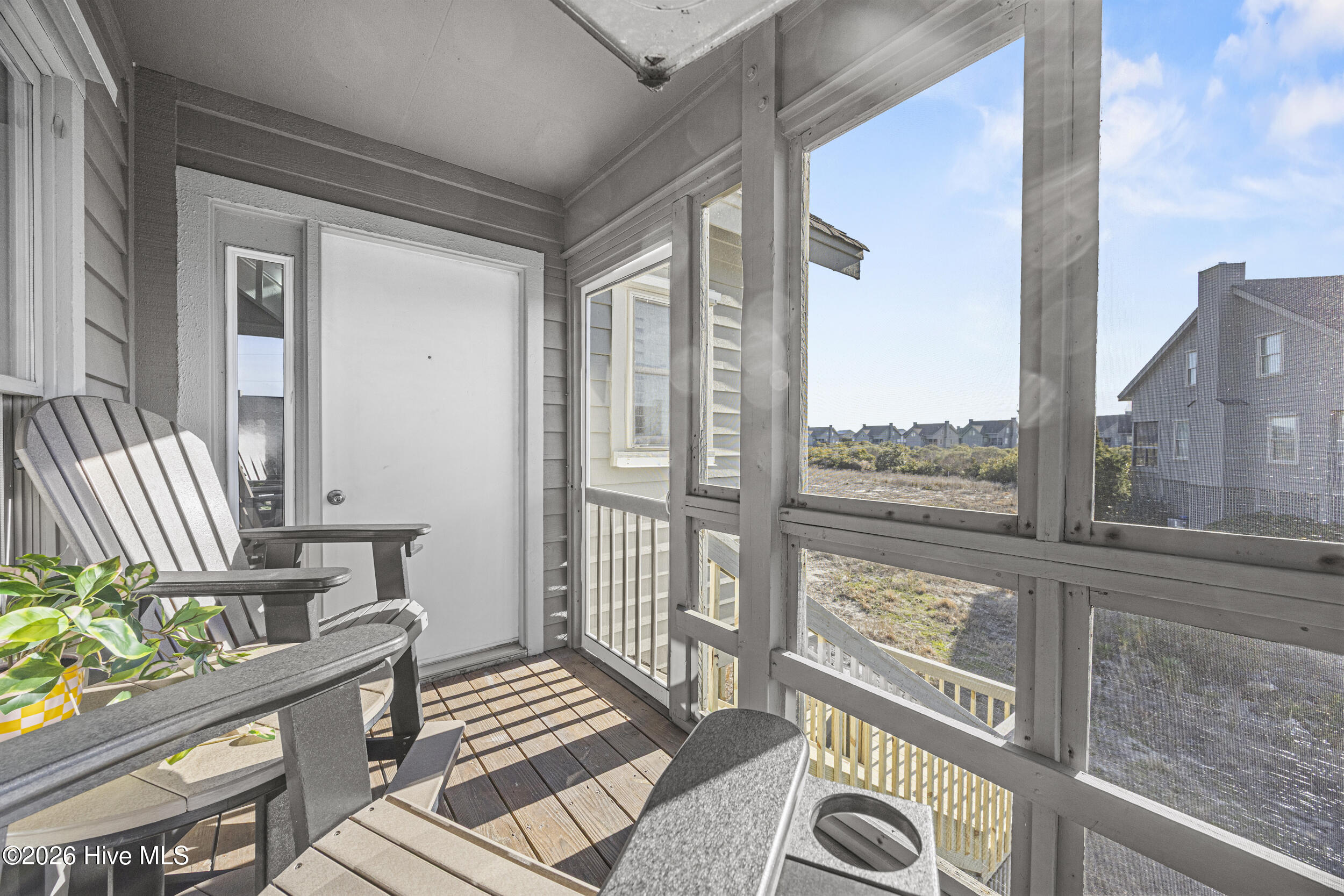 2123 Inlet Avenue, Unit B Topsail Beach, NC 28445 - Photo 35 of 58 42_screened porch