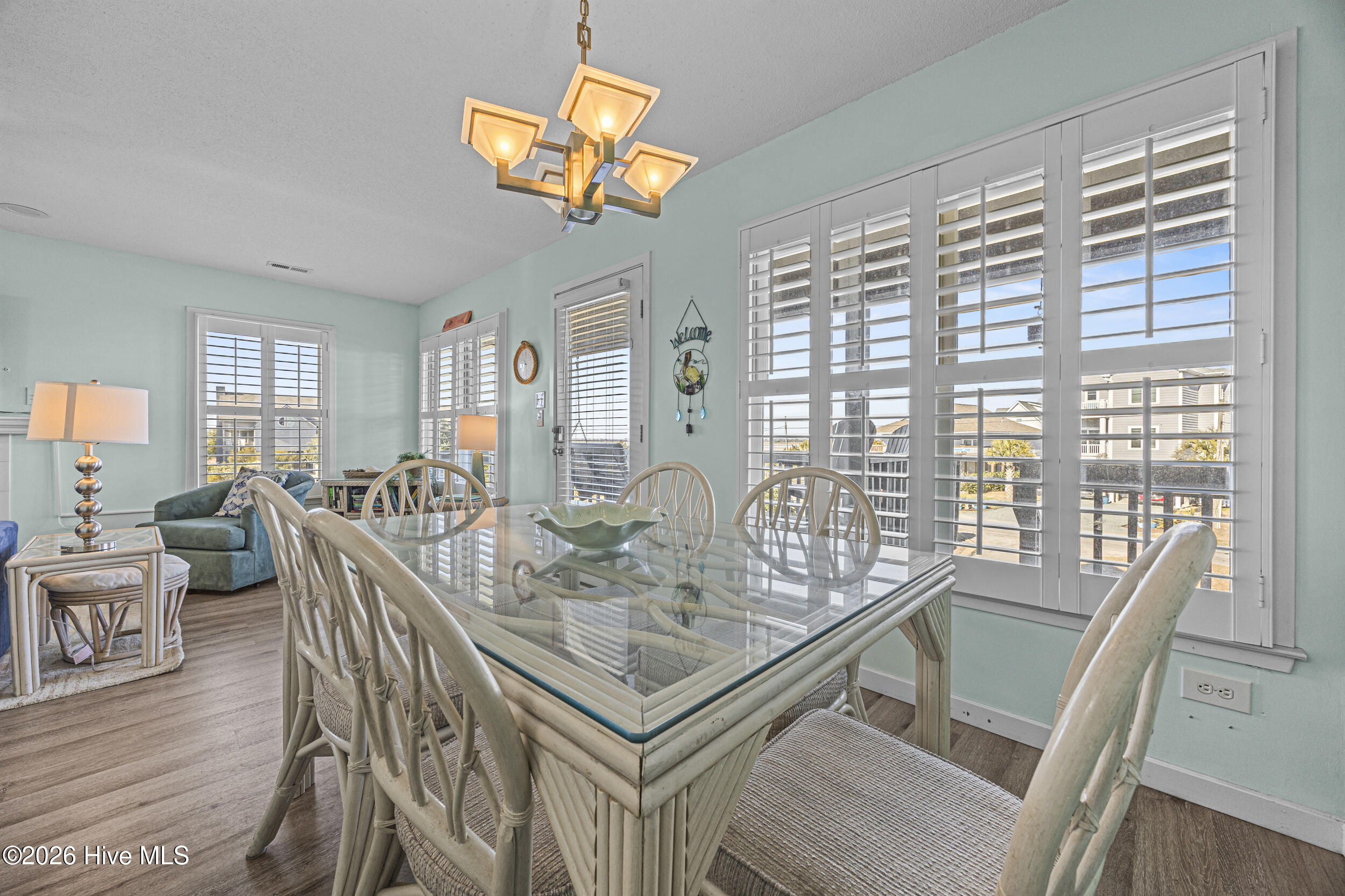 2123 Inlet Avenue, Unit B Topsail Beach, NC 28445 - Photo 8 of 58 13_dining area