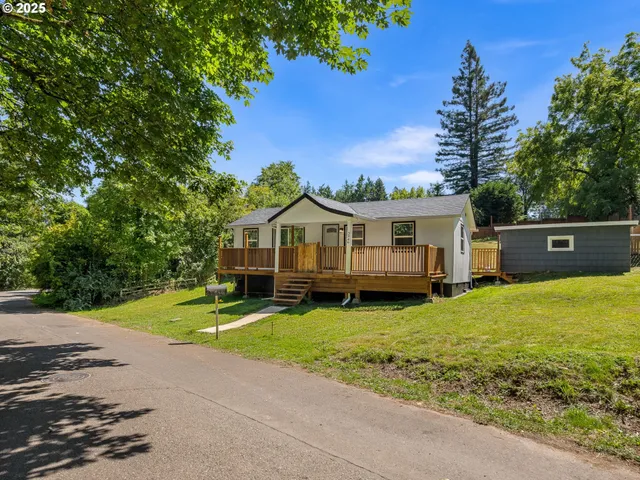 $419,900 | 3946 Southwest Cullen Boulevard, Portland, OR 97221