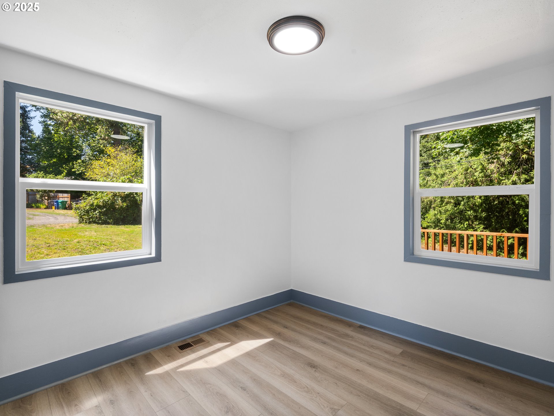 3946 Southwest Cullen Boulevard Portland, OR 97221 - Photo 12 of 19