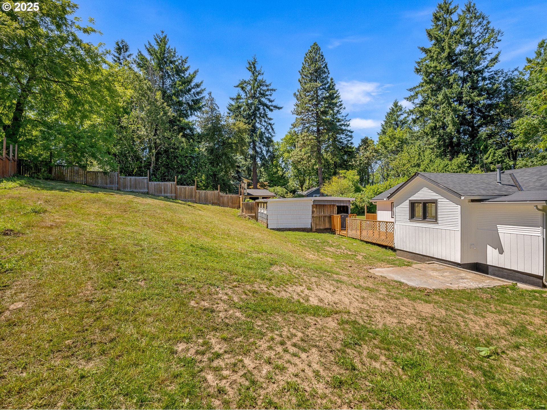 3946 Southwest Cullen Boulevard Portland, OR 97221 - Photo 18 of 19