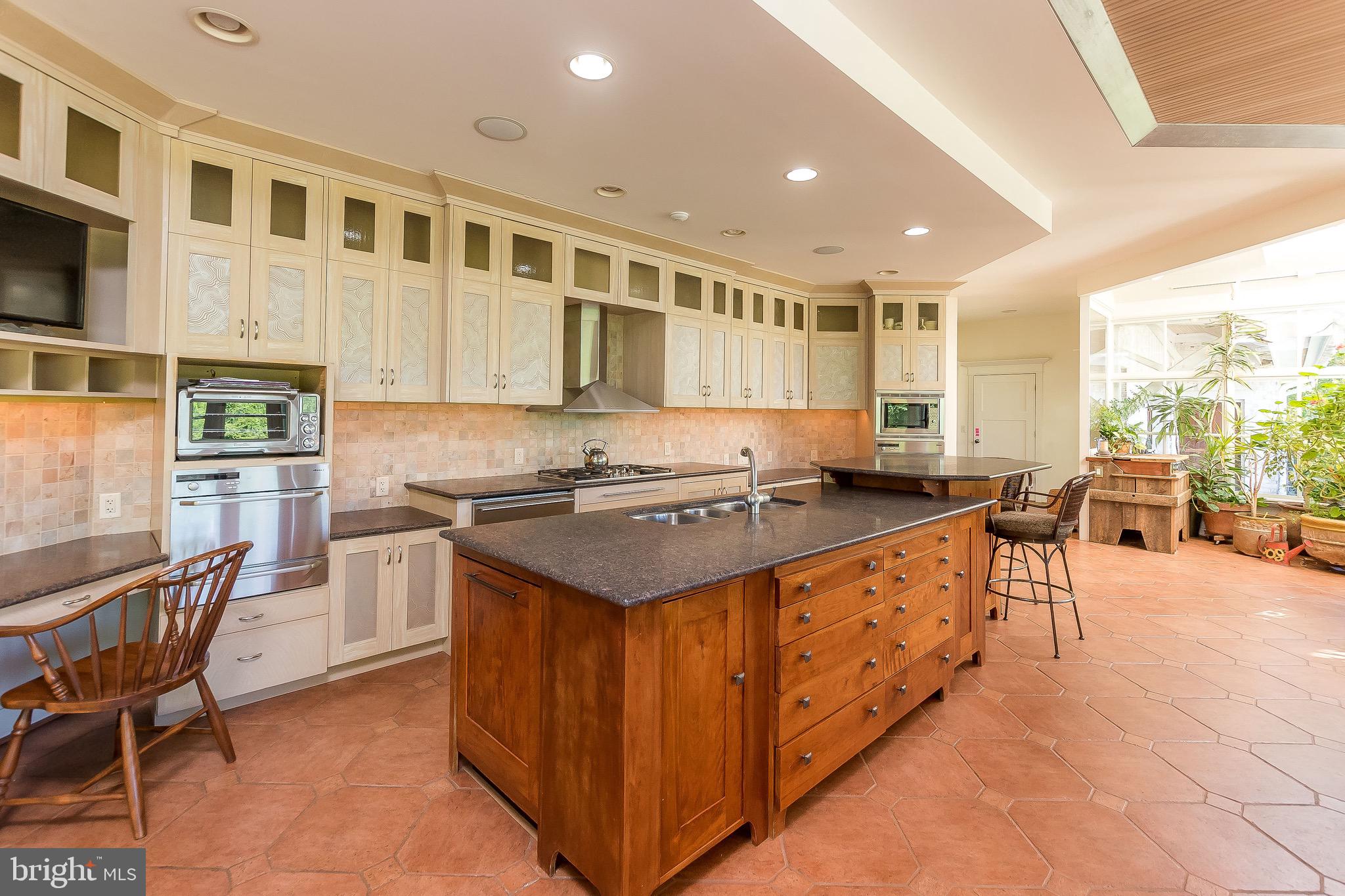 984 Morgan Grove Road Shepherdstown, WV 25443 - Photo 23 of 85