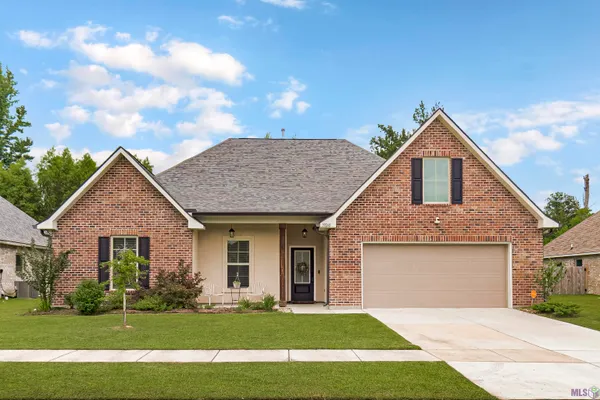 $380,000 | 39240 Pelican, Prairieville, LA 70769