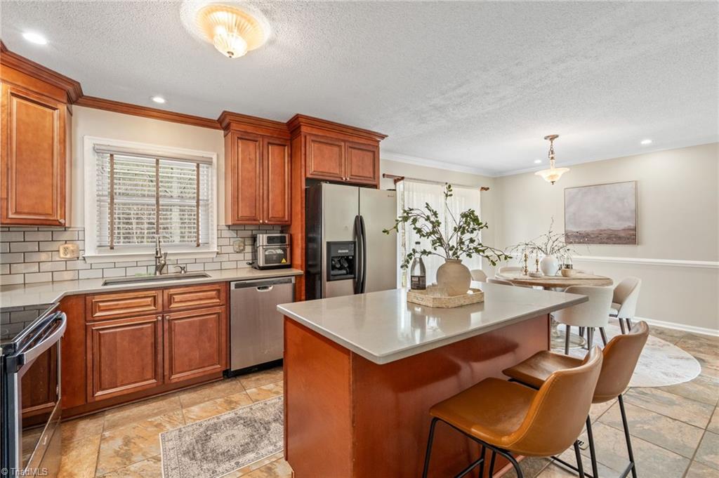 6005 Hunters Ridge Court Lexington, NC 27295 - Photo 12 of 33