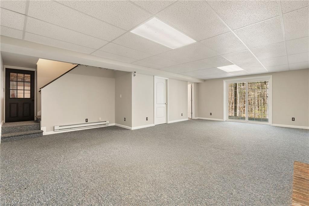 6005 Hunters Ridge Court Lexington, NC 27295 - Photo 25 of 33