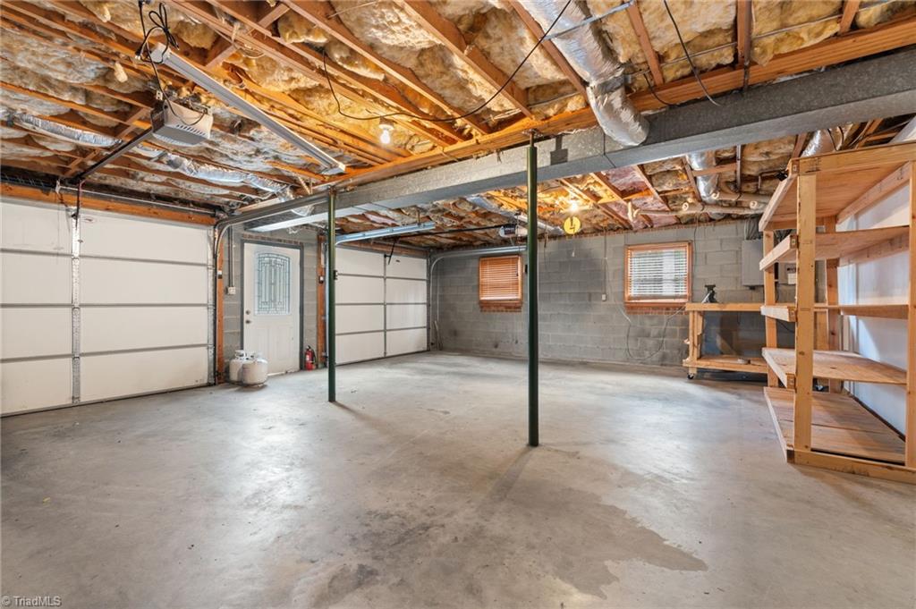 6005 Hunters Ridge Court Lexington, NC 27295 - Photo 27 of 33