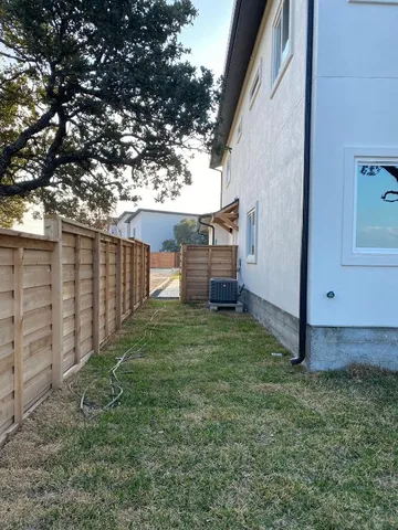 $1,795 | 21212 Portsmouth Cove, Unit A, Lago Vista, TX 78645