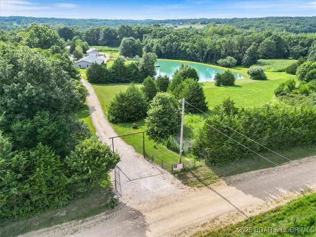 $574,900 | 111 Manning Drive, Eldon, MO 65026