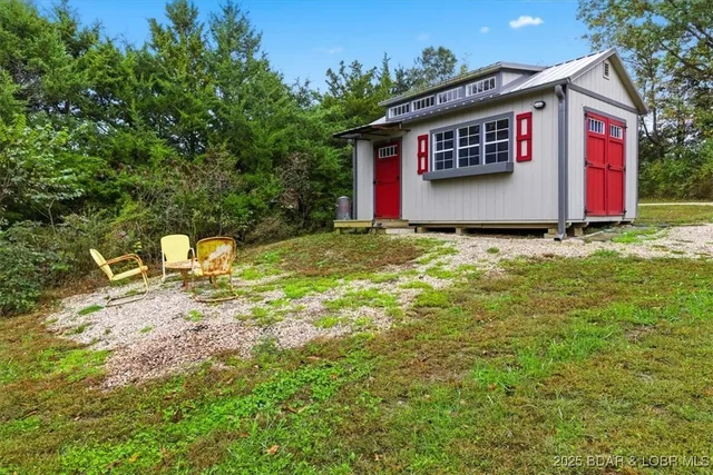 $574,900 | 111 Manning Drive, Eldon, MO 65026