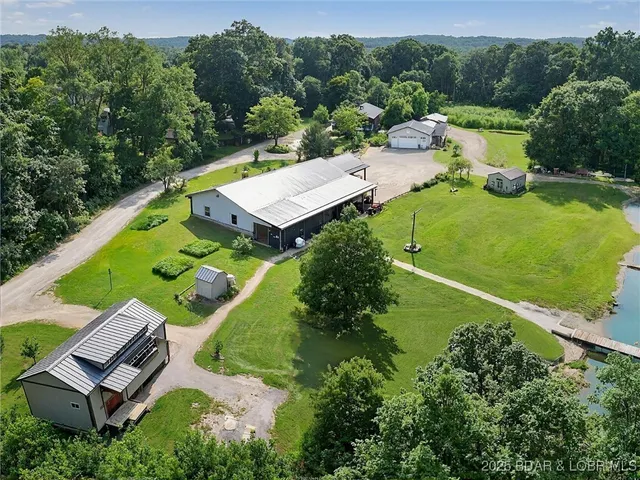 $574,900 | 111 Manning Drive, Eldon, MO 65026