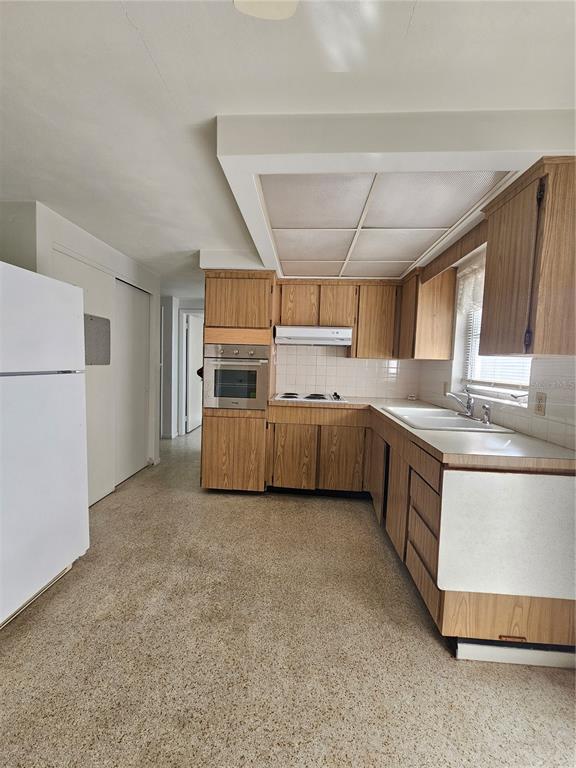 4519 Pirate Place New Port Richey, FL 34652 - Photo 9 of 21