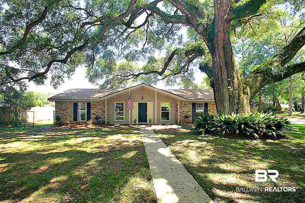 111 Terry Street Daphne, AL 36527 - Photo 2 of 26