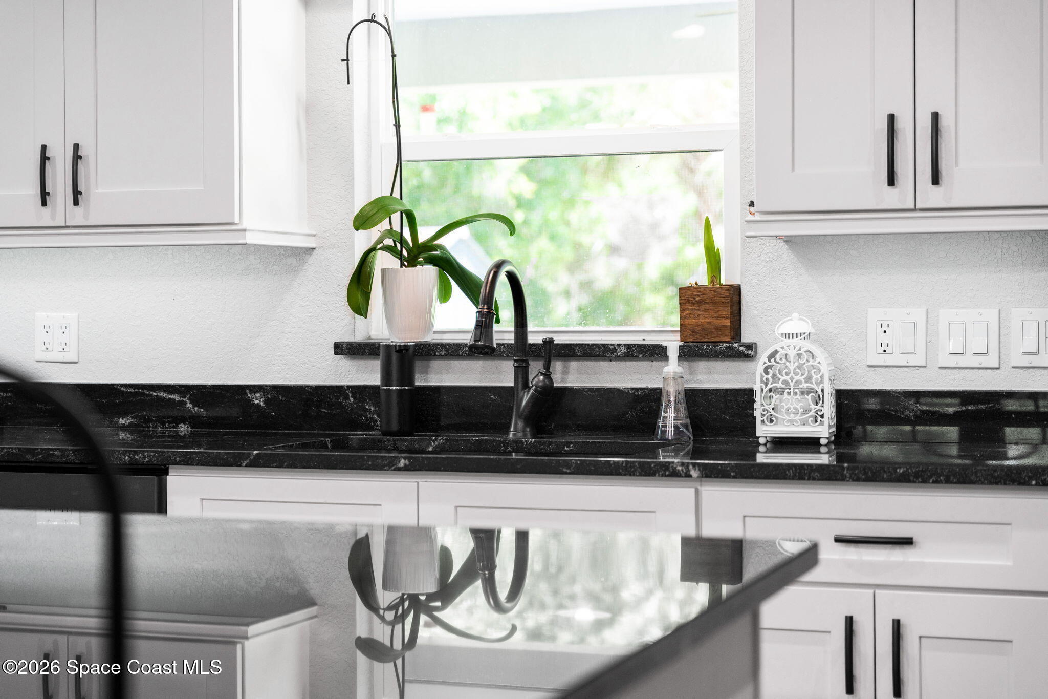 3760 Montgomery Road Mims, FL 32754 - Photo 17 of 46 kitchen