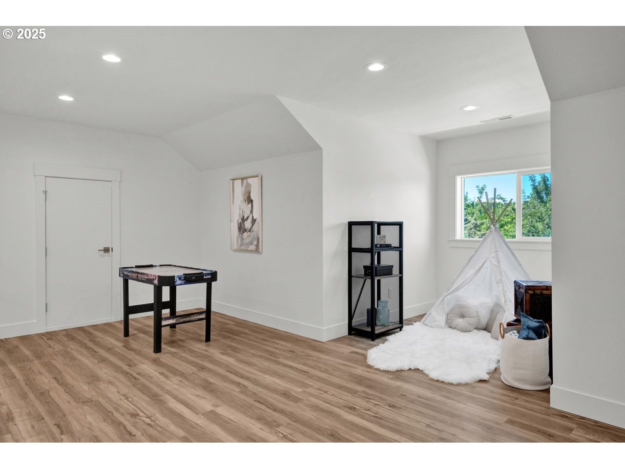 2123 Northeast Spitz Road Canby, OR 97013 - Photo 37 of 48