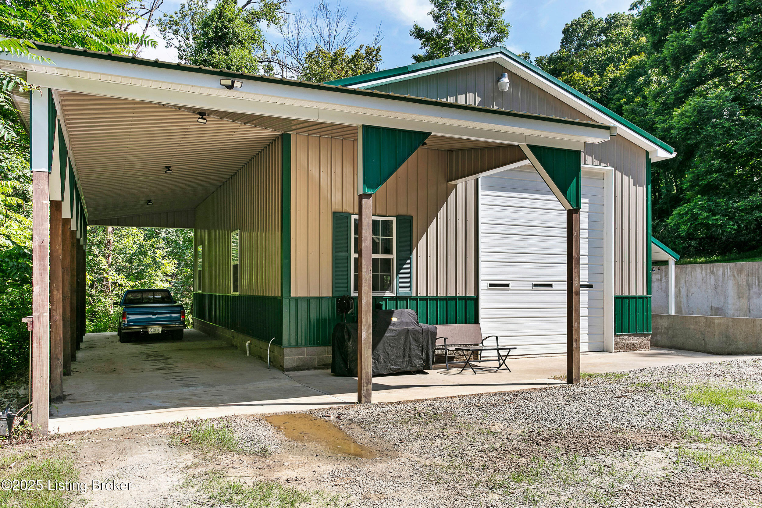 1695 Boston Road Bardstown, KY 40004 - Photo 3 of 40 1695BostonRd-10