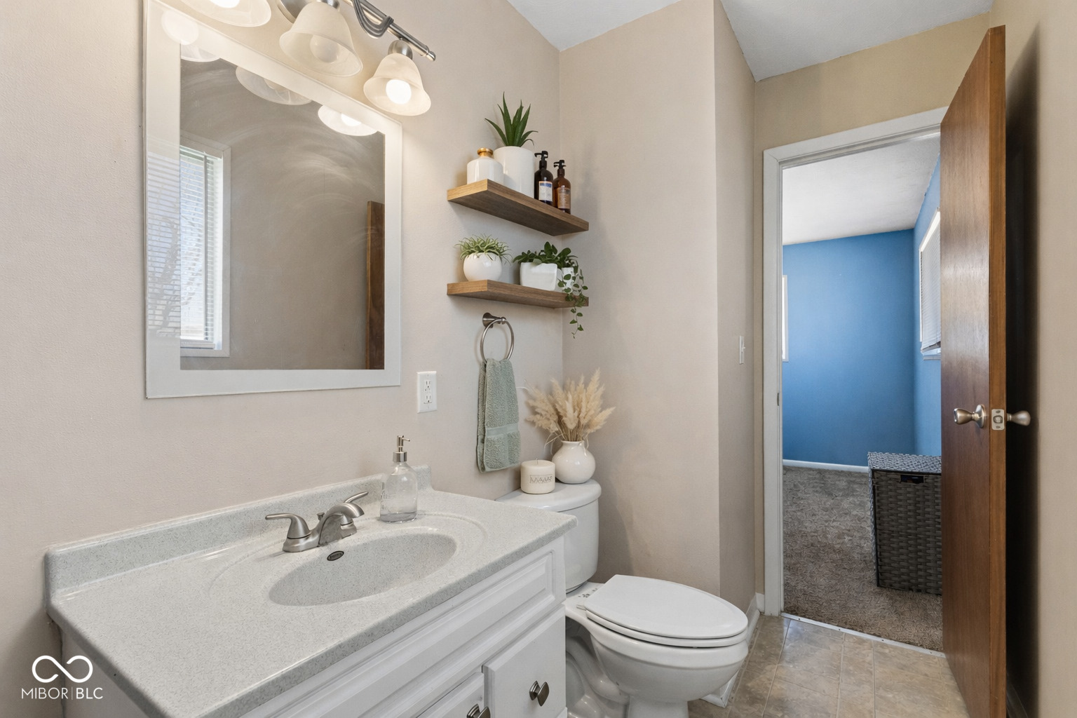 139 Hopkins Road Indianapolis, IN 46229 - Photo 13 of 28