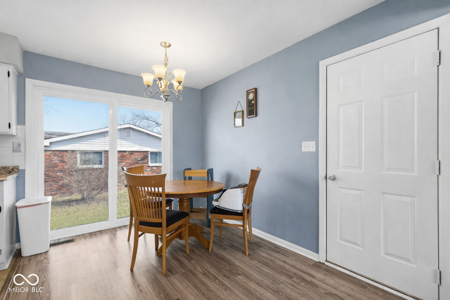 139 Hopkins Road Indianapolis, IN 46229 - Photo 6 of 28