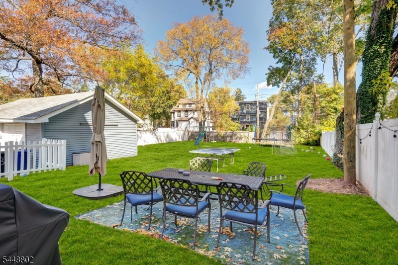 37 Brookfield Road, Unit 2 Montclair, NJ 07043 - Photo 5 of 28