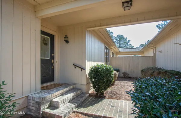 $595,000 | 80 Lake Point Drive, Pinehurst, NC 28374