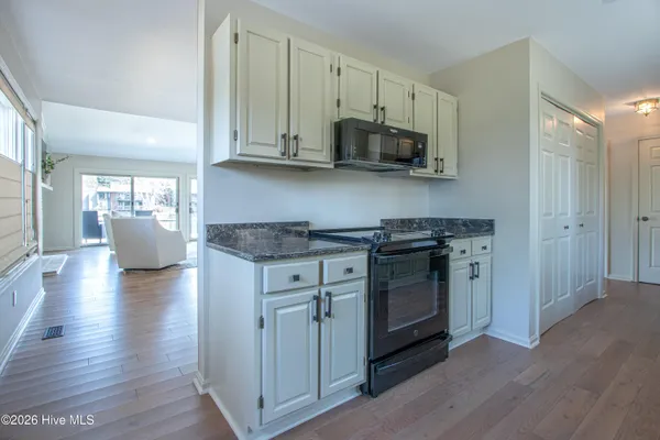 $595,000 | 80 Lake Point Drive, Pinehurst, NC 28374