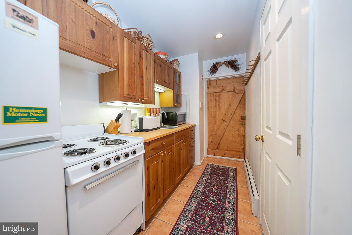 2207 Chester Springs Road Chester Springs, PA 19425 - Photo 49 of 67 Cottage full kitchen
