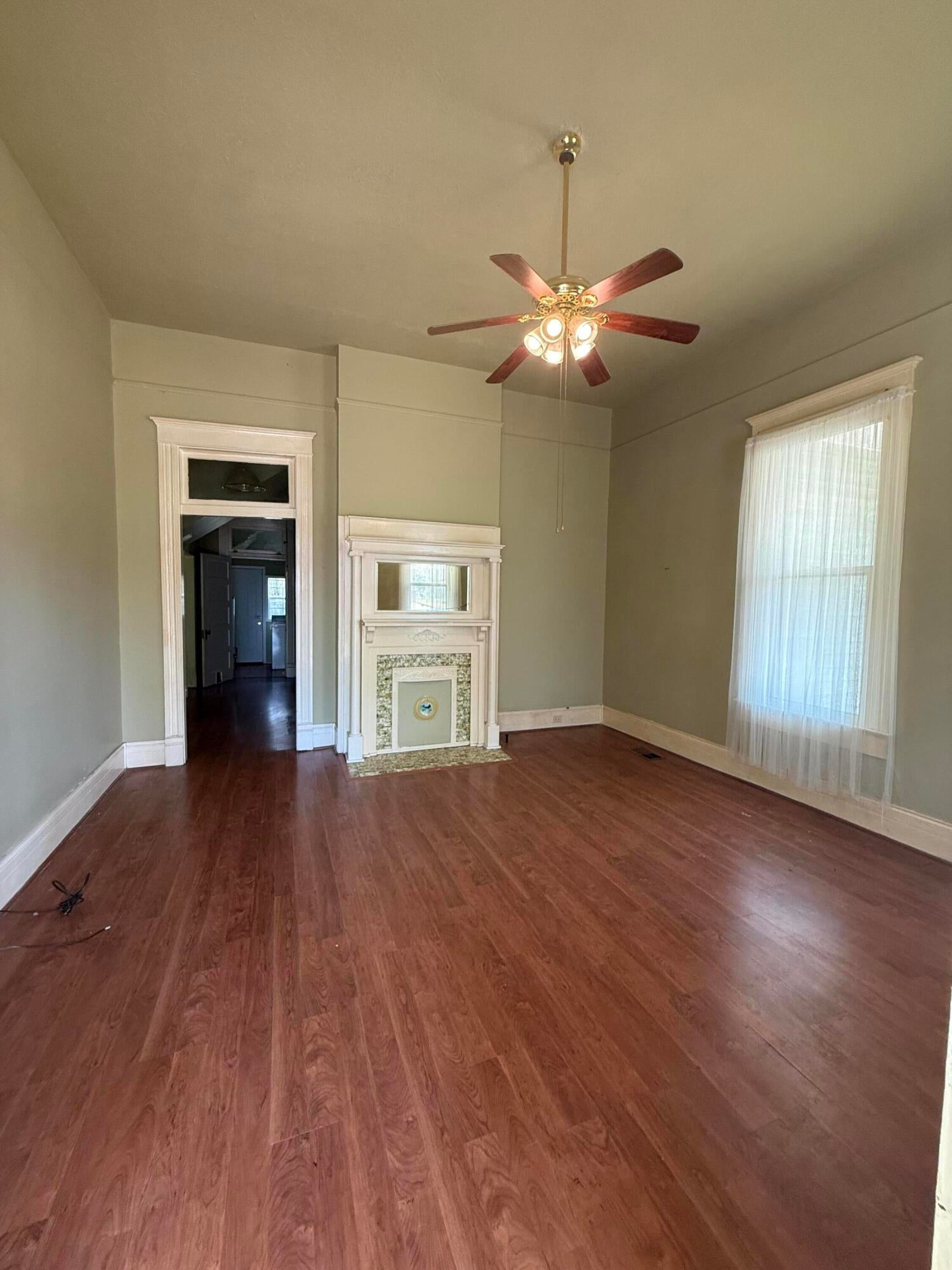 310 South Maple Street Aberdeen, MS 39730 - Photo 4 of 26 Gallery Image 4