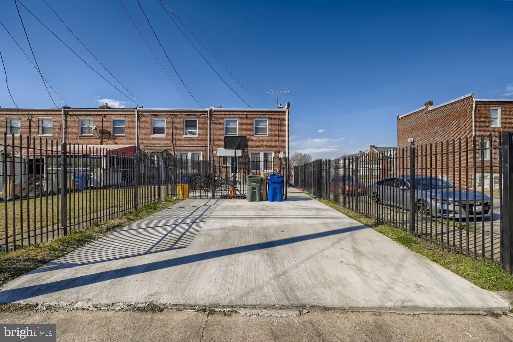 3453 Juneway Baltimore, MD 21213 - Photo 26 of 27 Gallery Image 26