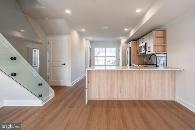 $299,999 | 2703 Maya Lane, Unit A53, Philadelphia, PA 19131