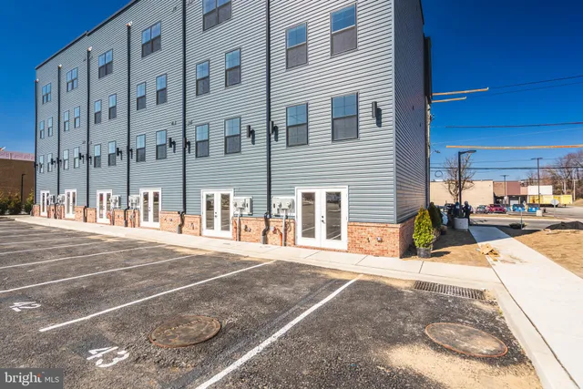 $299,999 | 2703 Maya Lane, Unit A53, Philadelphia, PA 19131