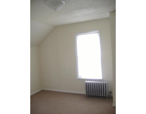 15 Wilton Street Springfield, MA 01109 - Photo 7 of 13 Gallery Image 7