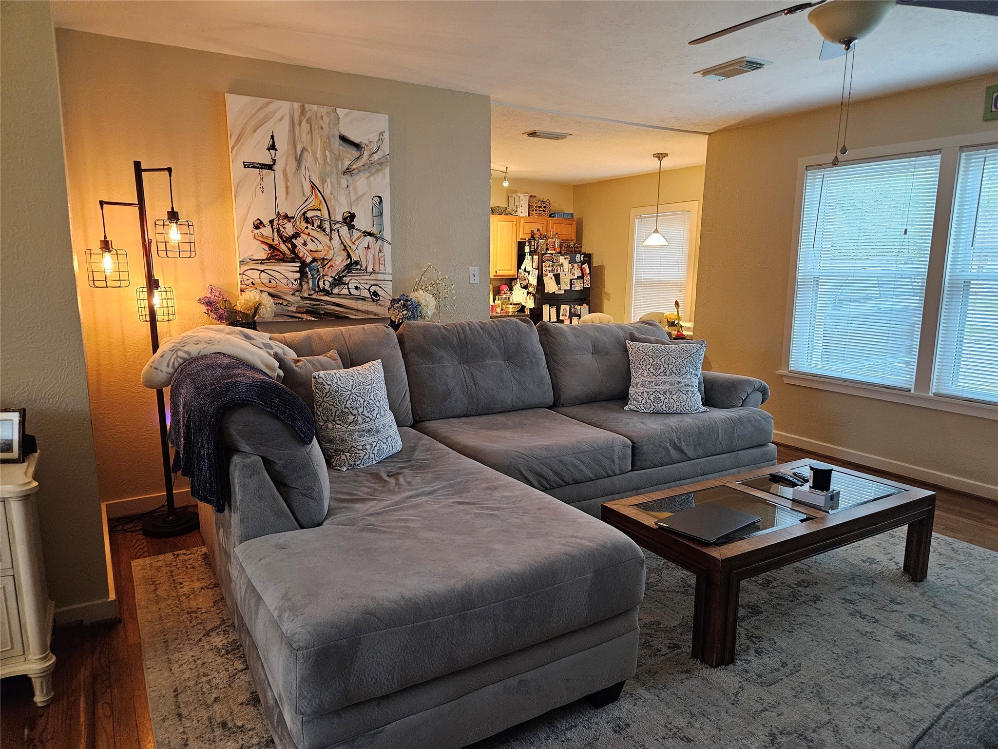 6509 Corbin Street Houston, TX 77055 - Photo 3 of 6 a living room with furniture a rug and a window