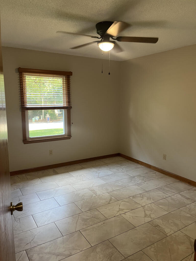 200 South Oak Ridge Drive Enterprise, AL 36330 - Photo 27 of 29 Gallery Image 27