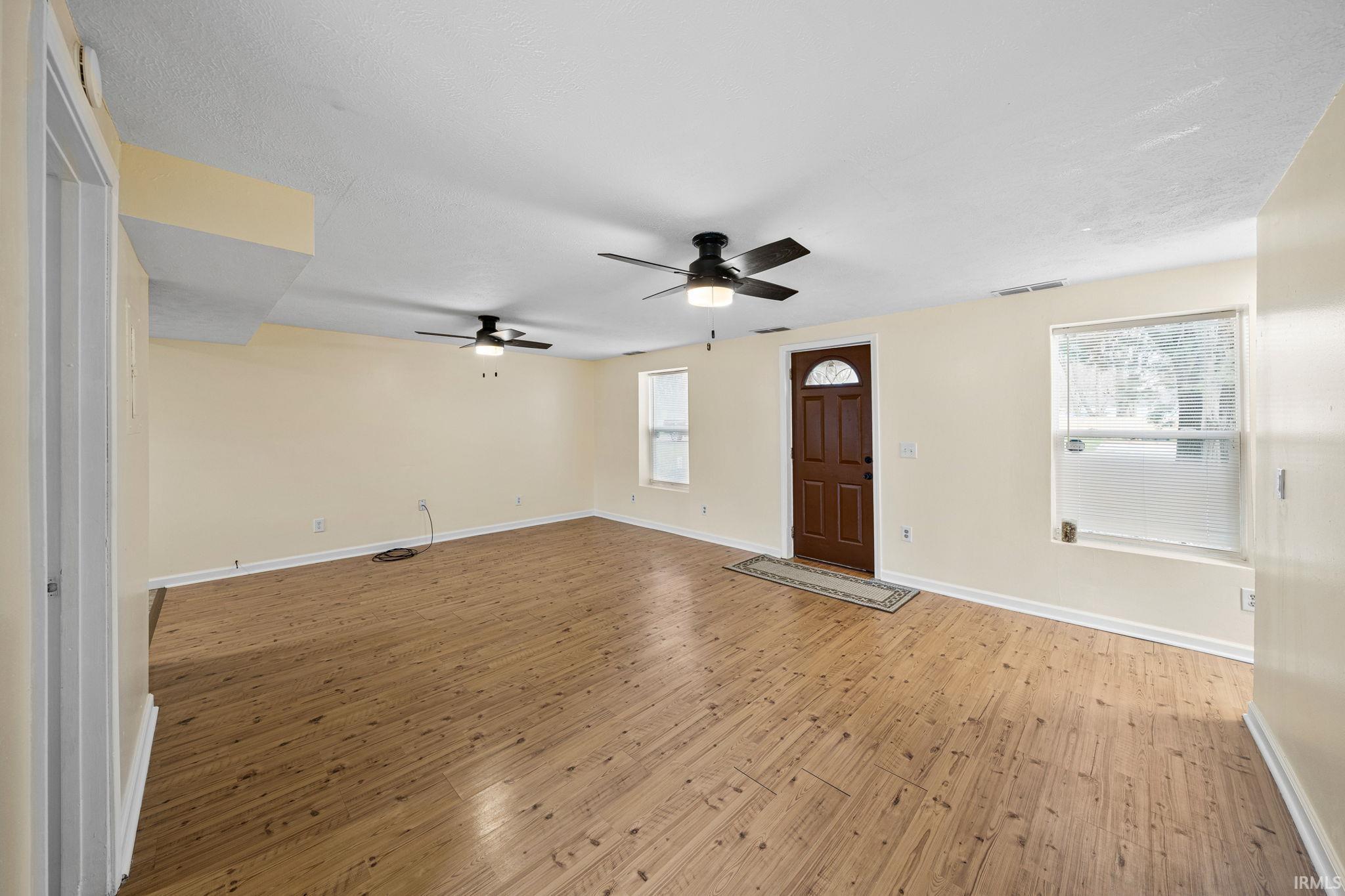 422 South Apple Road Osceola, IN 46561 - Photo 2 of 18 Gallery Image 2