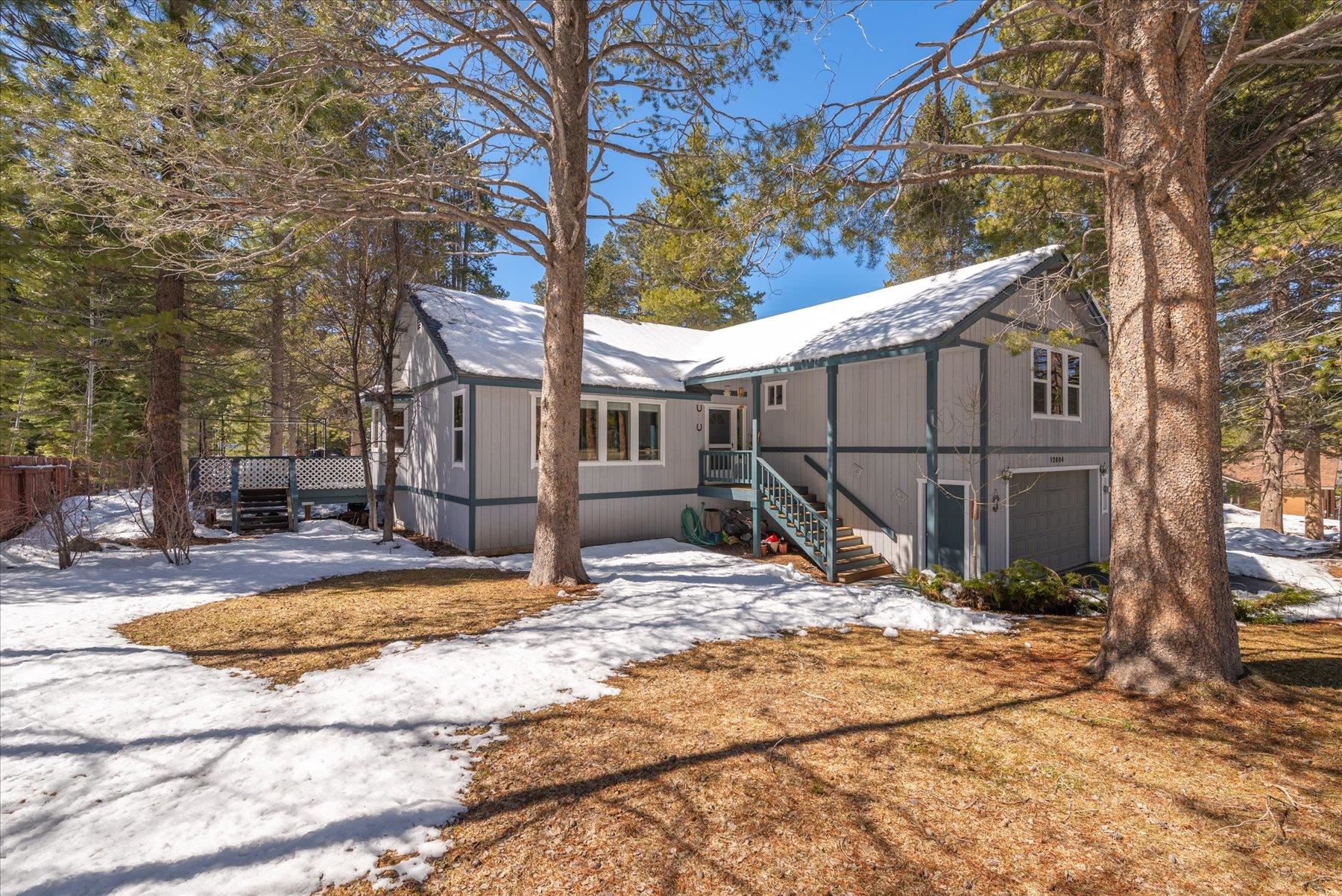 12604 Pine Forest Road Truckee, CA 96161 - Photo 3 of 21 Gallery Image 3