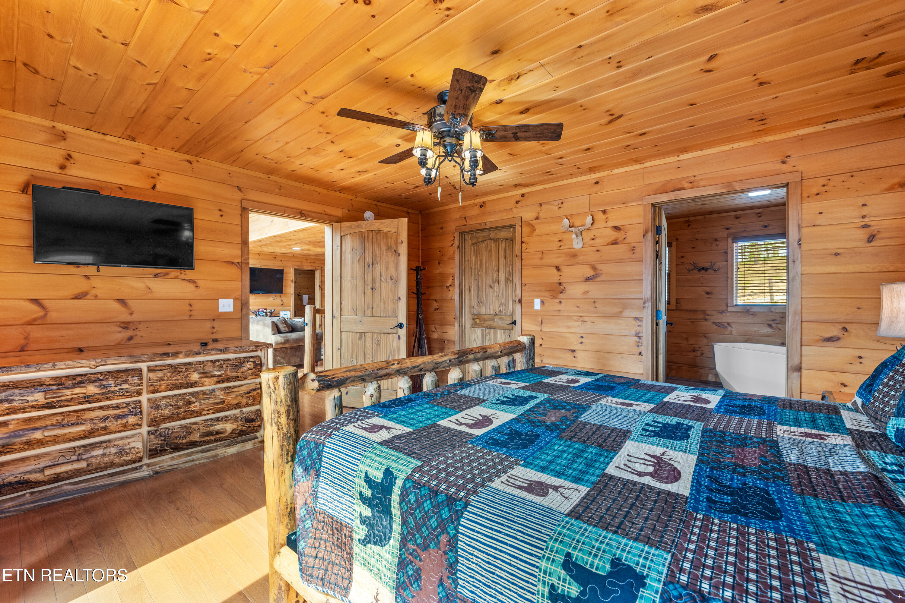 1845 Pinestand Ridge Way Sevierville, TN 37862 - Photo 22 of 53 Positive Perceptions-23