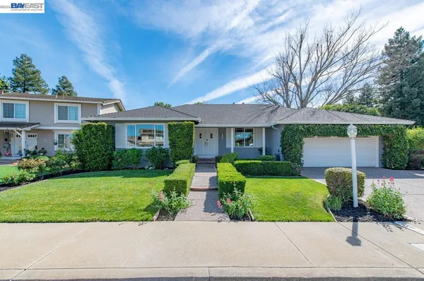 $1,949,888 | 2140 Tanager Court, Pleasanton, CA 94566