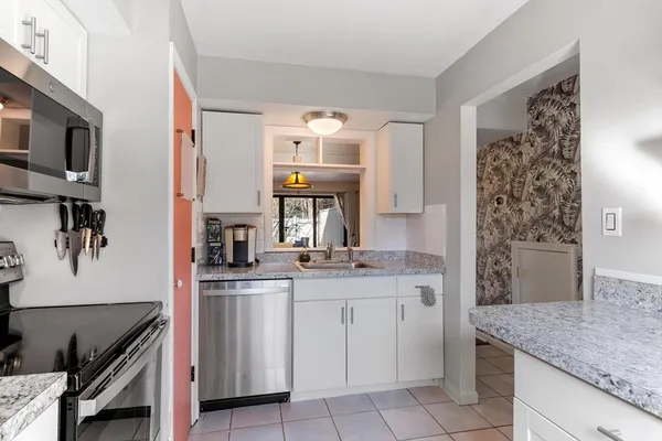 $349,900 | 701 Windsor Drive North, Unit 701, Framingham, MA 01701