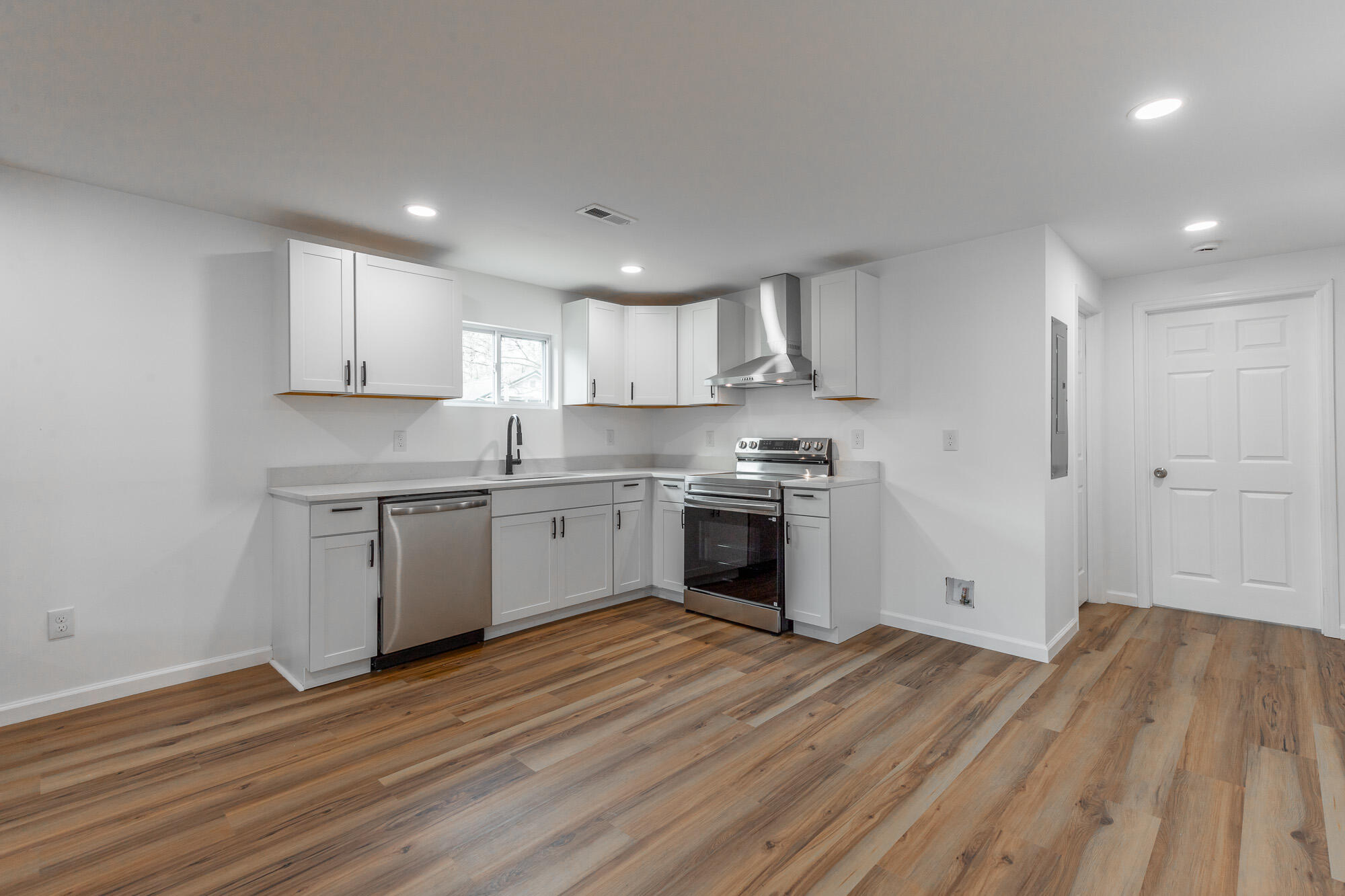 804 West Main Street LaFayette, GA 30728 - Photo 19 of 41 804 West Main Street HD-7