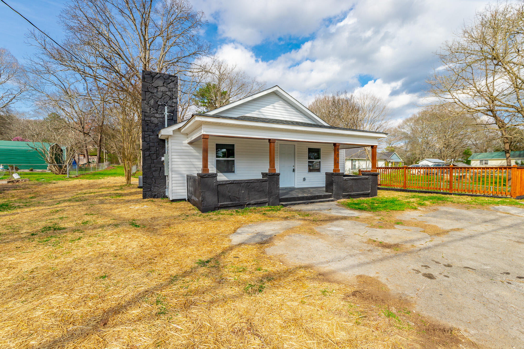 804 West Main Street LaFayette, GA 30728 - Photo 3 of 41 804 West Main Street HD-42