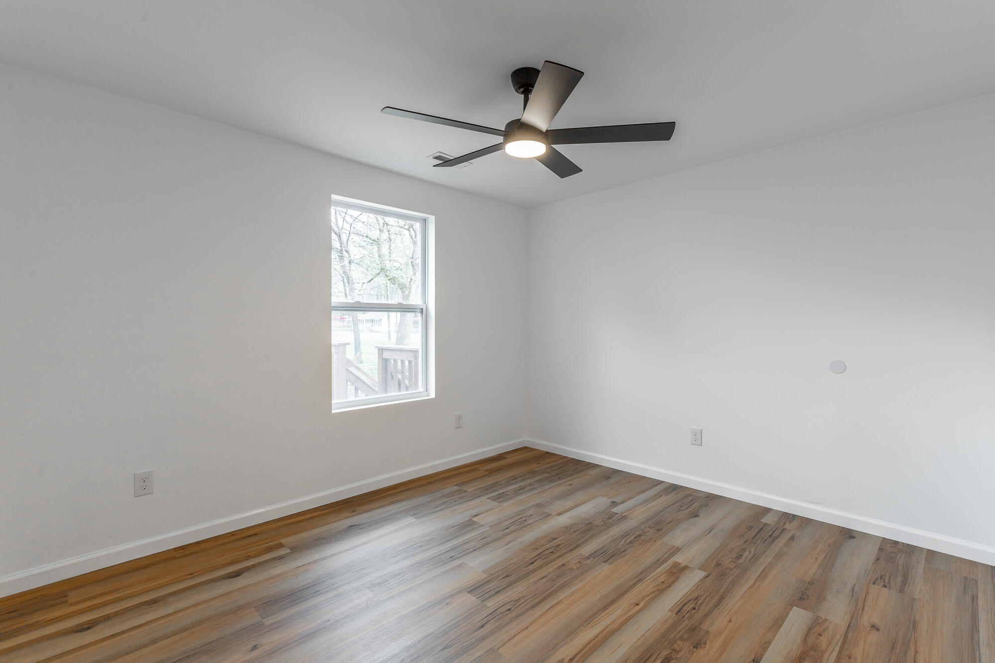 804 West Main Street LaFayette, GA 30728 - Photo 40 of 41 804 West Main Street HD-28