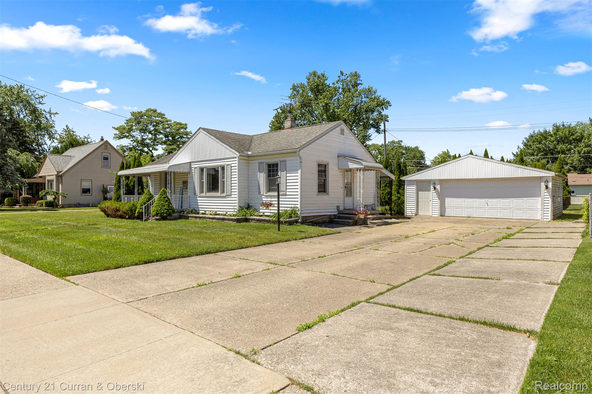 6141 North Gulley Road Dearborn Heights, MI 48127 - Photo 2 of 31 Great curb appeal