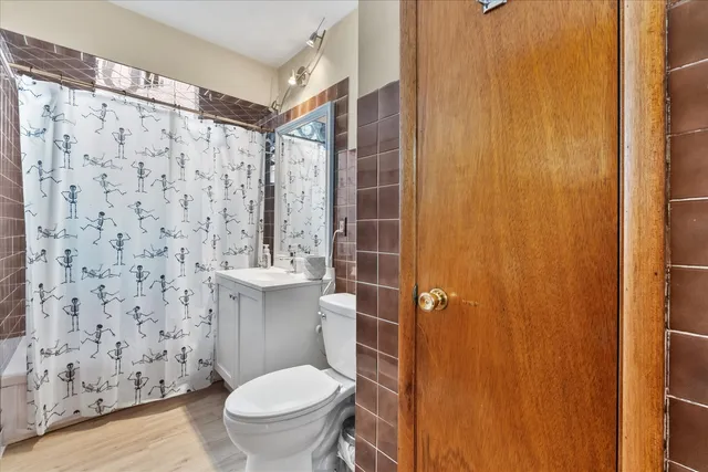 $409,999 | 9341 South 82nd Avenue, Hickory Hills, IL 60457