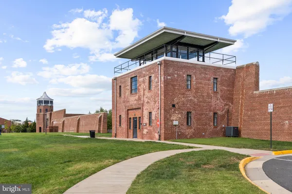 $525,000 | 9071 Power House Road, Unit 101, Lorton, VA 22079