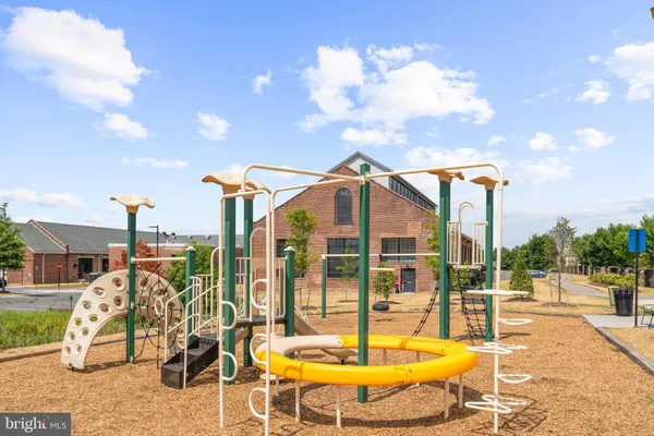 $525,000 | 9071 Power House Road, Unit 101, Lorton, VA 22079