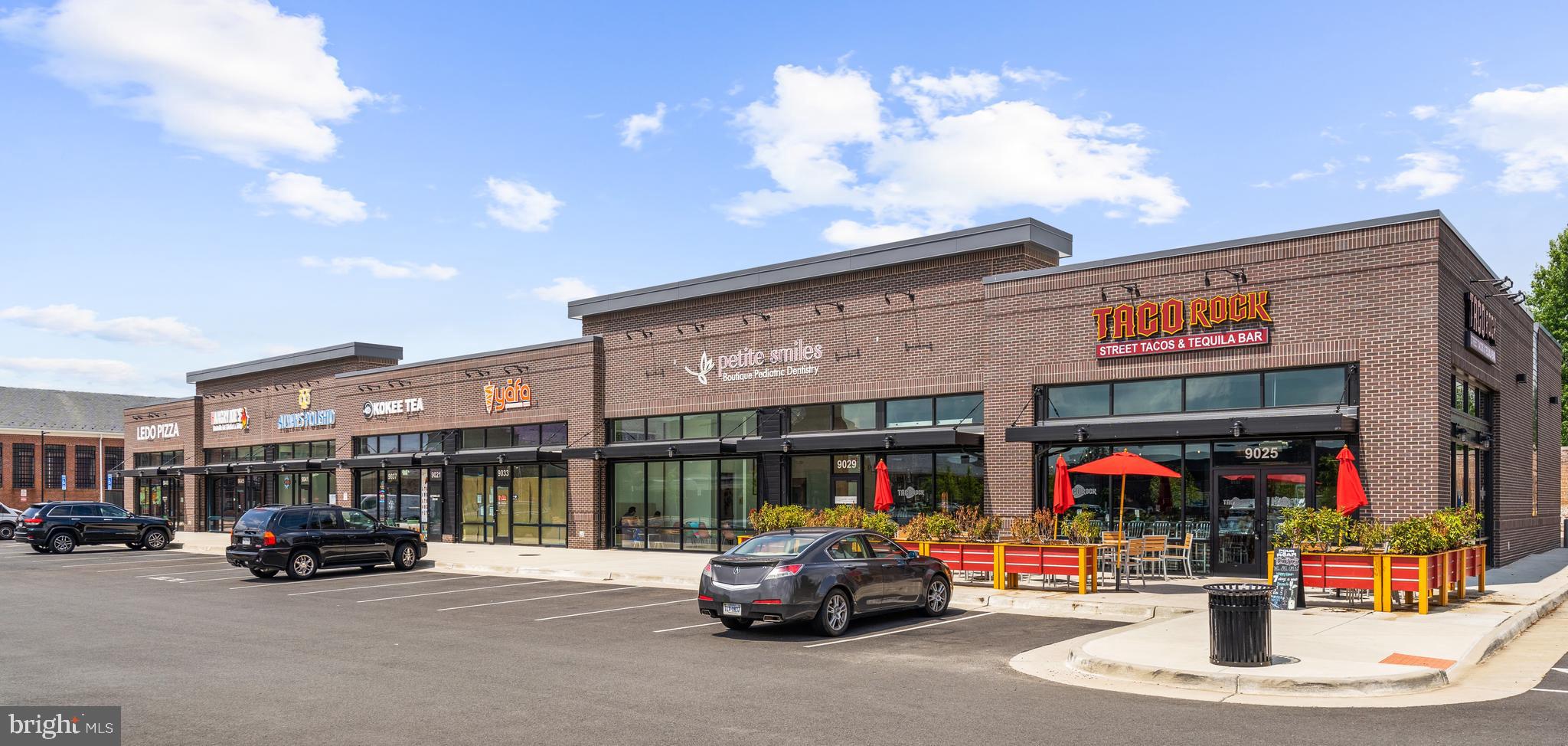 9071 Power House Road, Unit 101 Lorton, VA 22079 - Photo 46 of 47 Tacos, pizza, falafel, hot chicken and more!