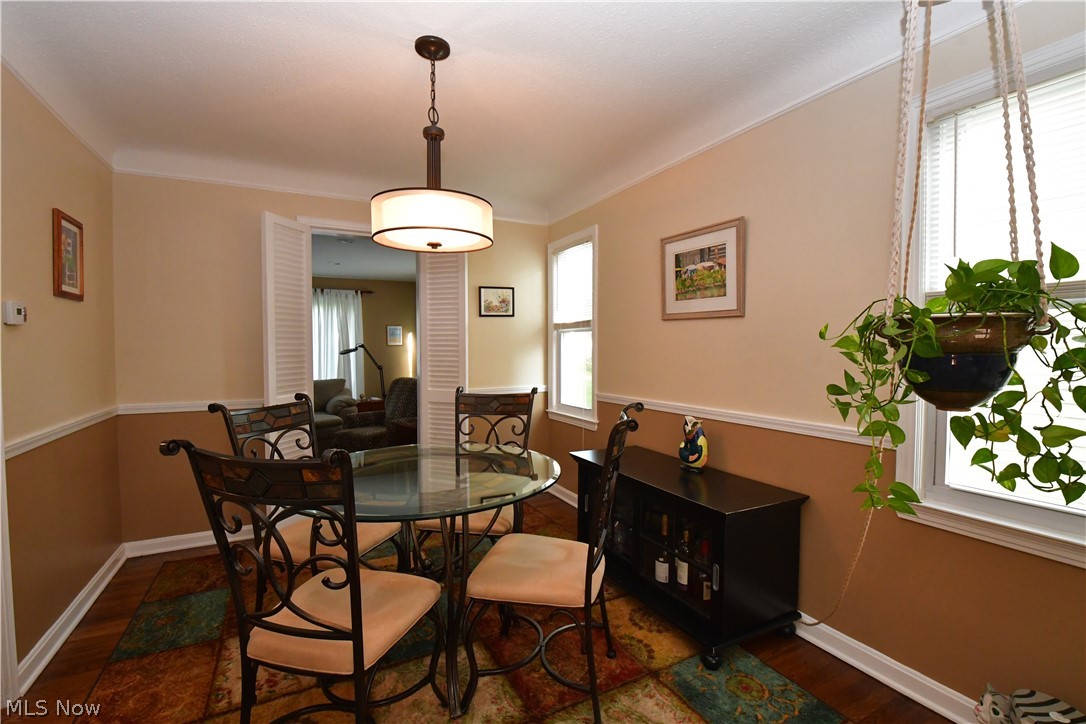 1507 Edgefield Road Lyndhurst, OH 44124 - Photo 12 of 35