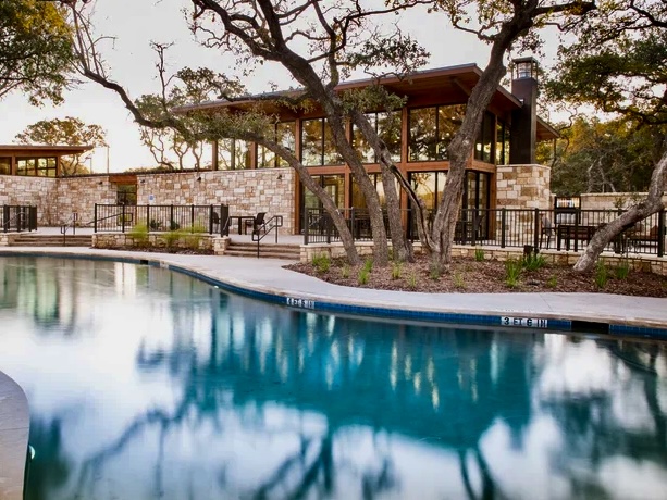 10625 Wills Loop Austin, TX 78717 - Photo 35 of 38 Amenity Center and pool.